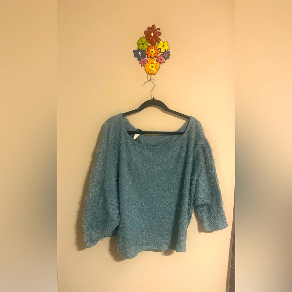 LIBIAN, 2X off the shoulder eyelash sweater